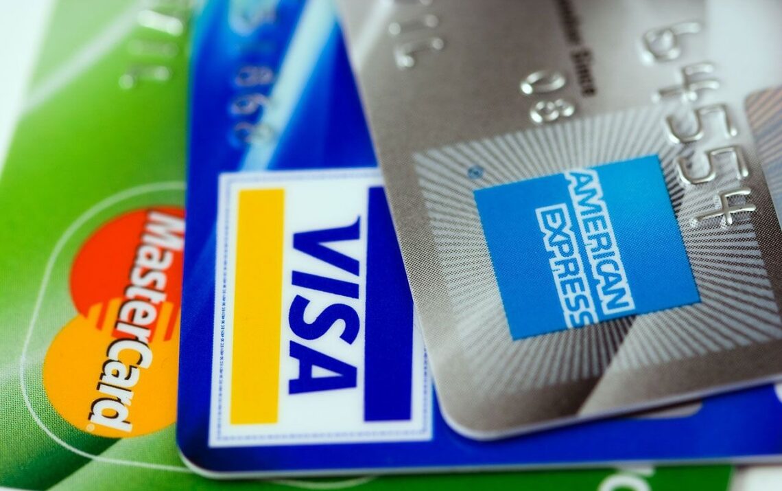 Best credit cards for freelancers in the USA 2026 comparison chart